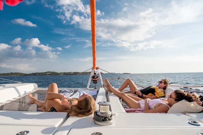 Athens: Half-Day Morning Catamaran Cruise with Meal & Drinks - Key points at a glance