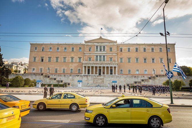 Athens Half-Day Sightseeing Tour with Tickets of Acropolis - Crowd levels, heat, and the best way to handle the Acropolis
