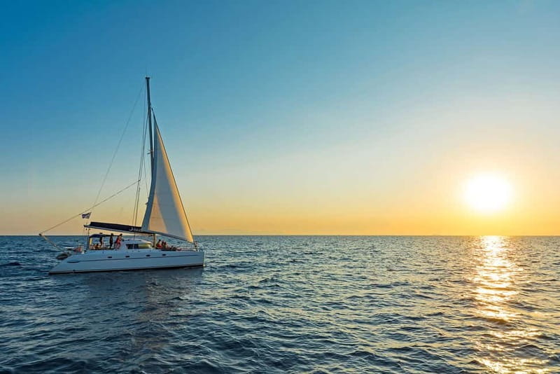 Athens: Half-Day Sunset Catamaran Cruise with Meal & Drinks - Who should book this afternoon on the water?
