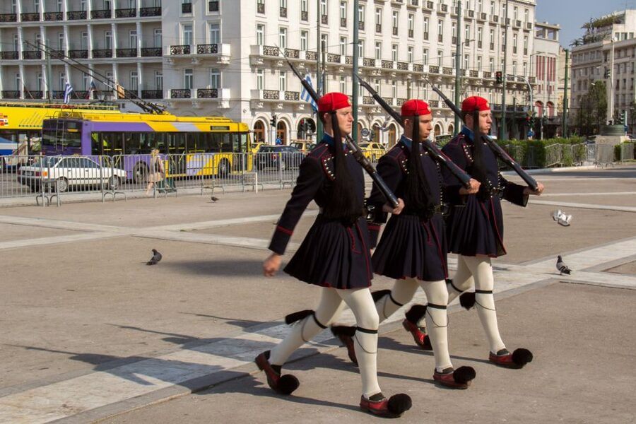 Athens: Highlights and Acropolis Guided Tour - Syntagma Square and the changing of the guards