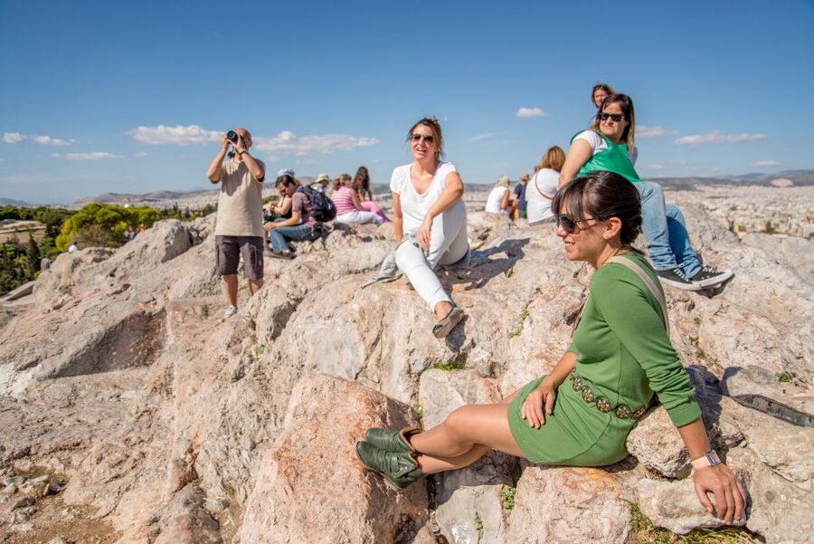 Athens: Highlights Walking Tour Tickets Not Included - Temple of Zeus and Hadrian’s Arch