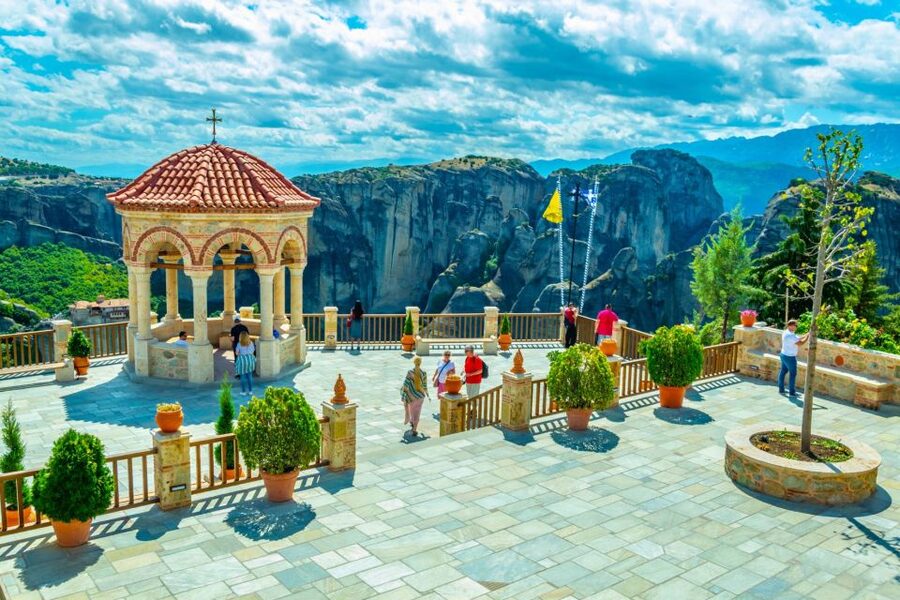 Athens: Meteora 2-Day Trip with Hotel, Sunset & Morning tour - Key points to know before booking