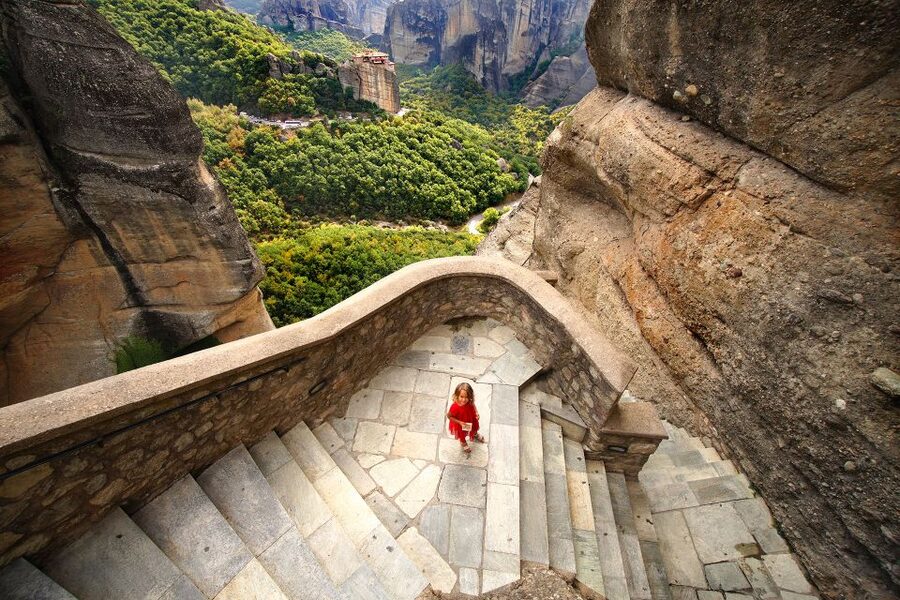 Athens: Meteora 2-Day Trip with Hotel, Sunset & Morning tour - Kalambaka, Kastraki, and the hotel choice