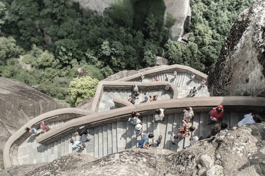 Athens: Meteora Day Trip with Audio Guide and Lunch Option - Photo stops are a major strength