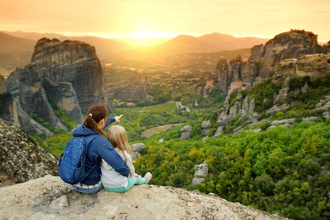 Athens: Meteora Monasteries, Caves & Coastal Stopovers with Lunch - Kamena Vourla gives the bus ride a seaside break