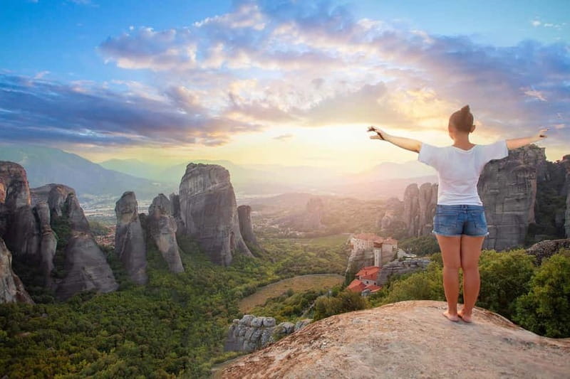 Athens: Meteora Monasteries Day Tour with Lunch - Is a 14-hour Athens day trip worth it?