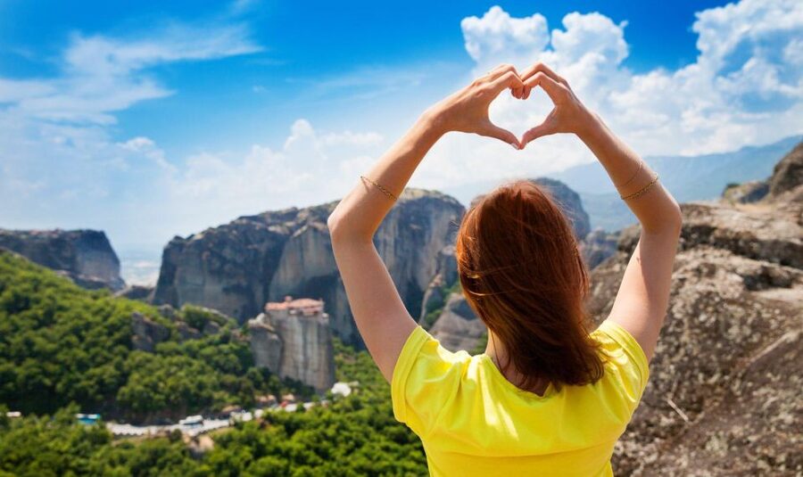 Athens: Meteora Tour with Local Guide and Greek Lunch - Returning to Athens around 10:15 PM