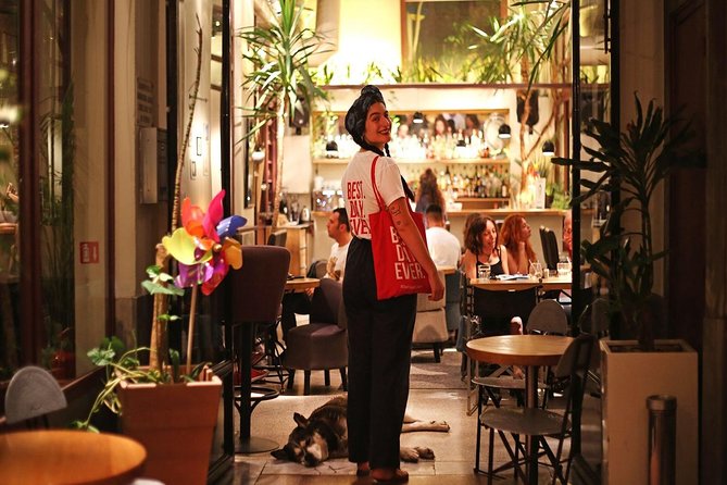 Athens Moonlight Waling Tour with Drinks and Meze Dishes - The guides make the biggest difference