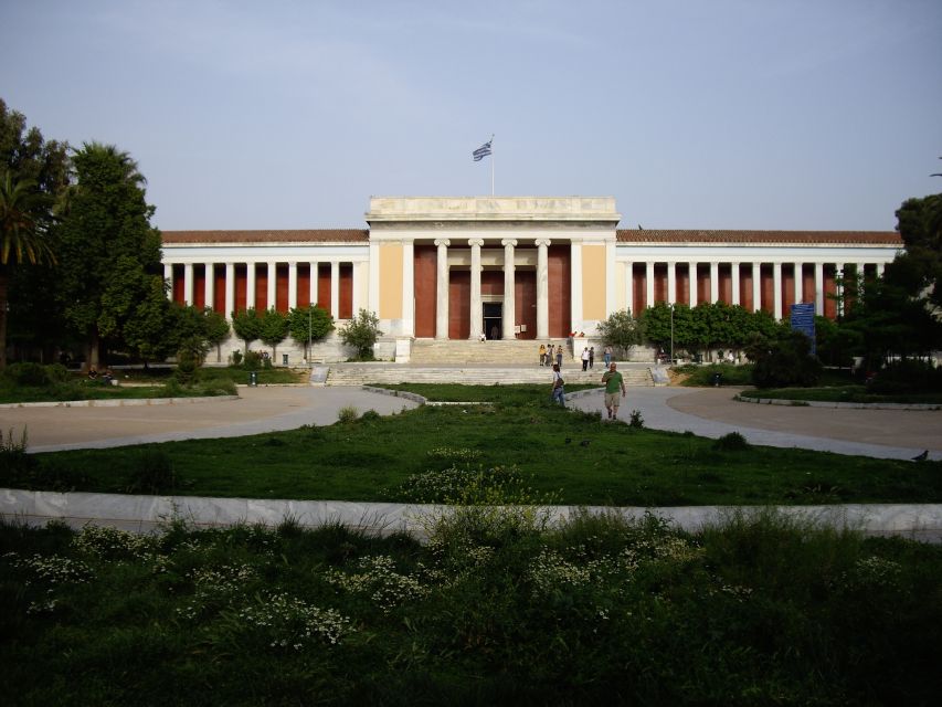 Athens: National Archaeological Museum Private Guided Tour - A two-hour route through an enormous collection