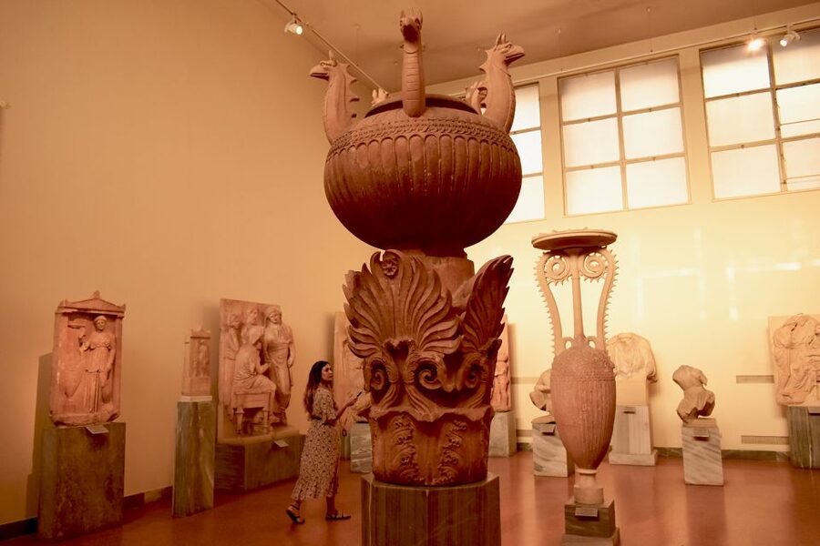Athens: National Archaeological Museum Ticket & Audio Guide - Is the audio guide easy to use?