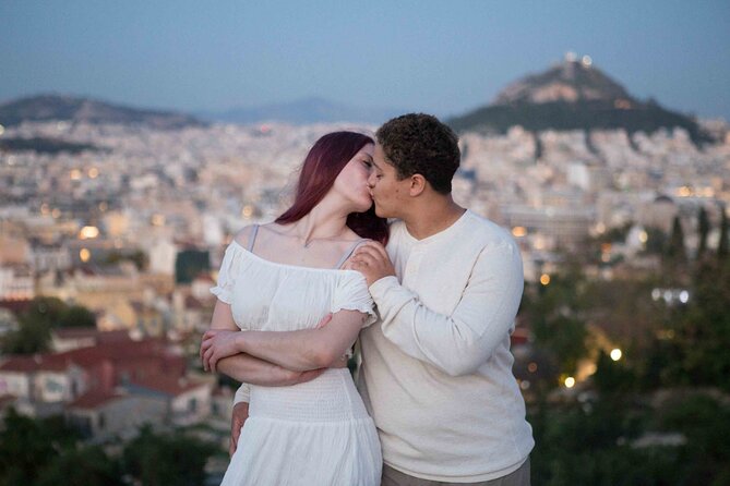 Athens Old City Private Photoshoot Tour / 2 hrs - Finishing at Areopagus Hill