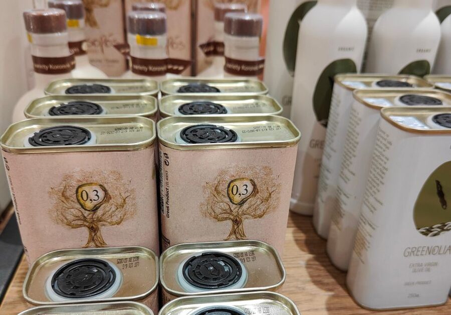 Athens Old Town: Greek Olive Oil & Herbs Tasting - Key points at a glance