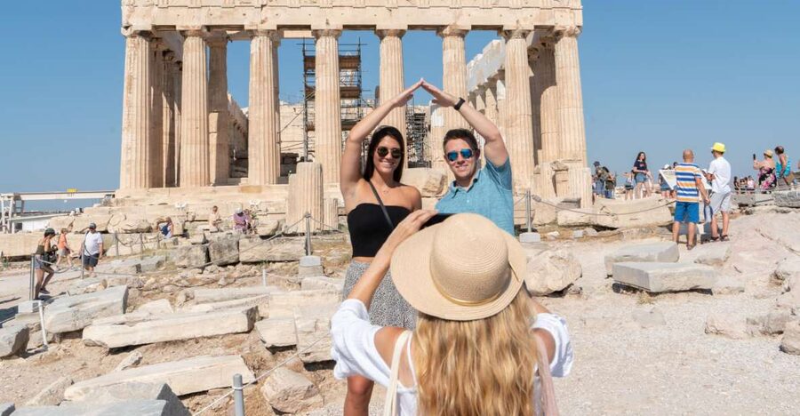 Athens: Private Acropolis Signature Tour - Women, privilege, and the people behind the monuments