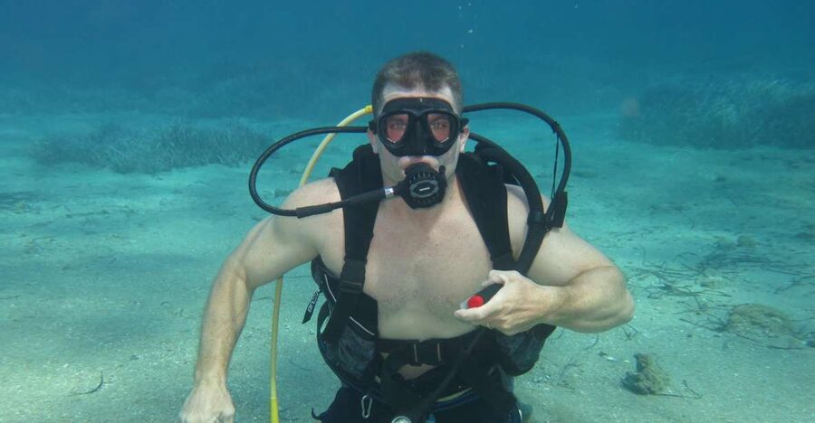 Athens: Private Discover Scuba Diving for Beginners - Meeting your instructor and checking the equipment