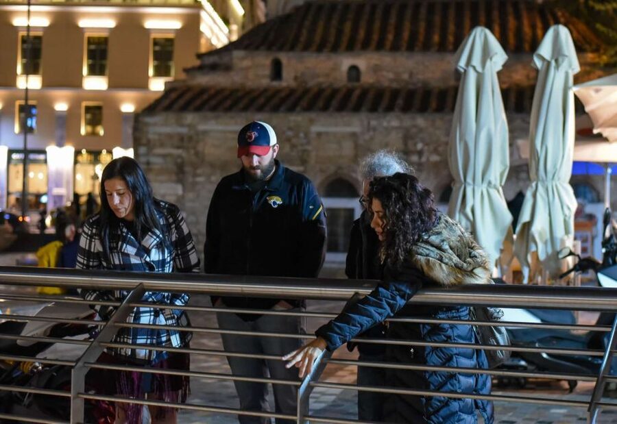 Athens: Private Evening City Walk & 4-Course Curated Dinner - Who should book this evening