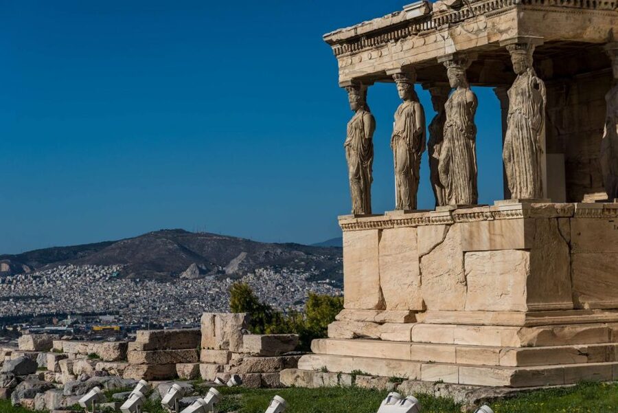 Athens: Private Full-Day Classical Tour - Walking up to the Acropolis and Parthenon