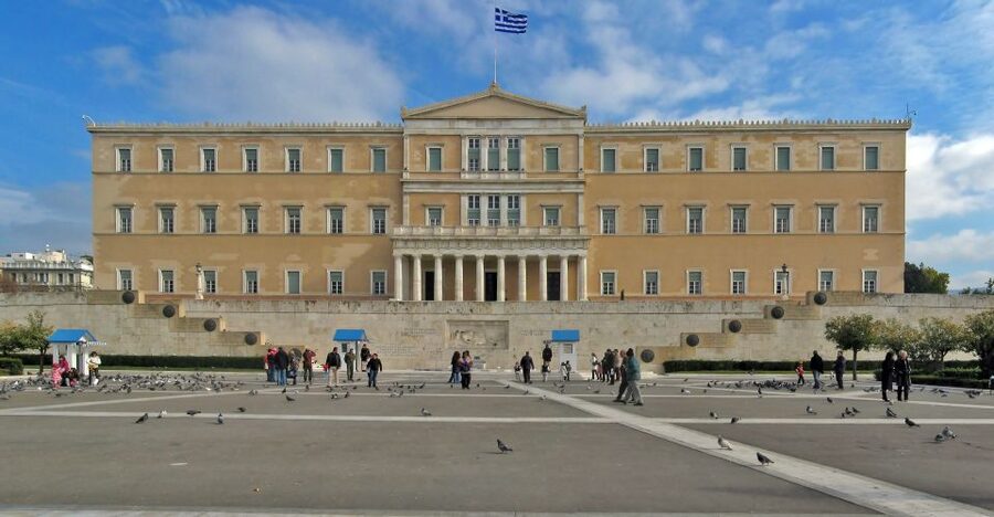 Athens: Private Tour with Acropolis Skip-the-Line Entry - Timing, heat, and practical planning