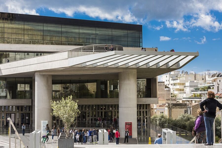 Athens Private Tours: Acropolis and Acropolis Museum - Reaching the Acropolis and its marble gateways