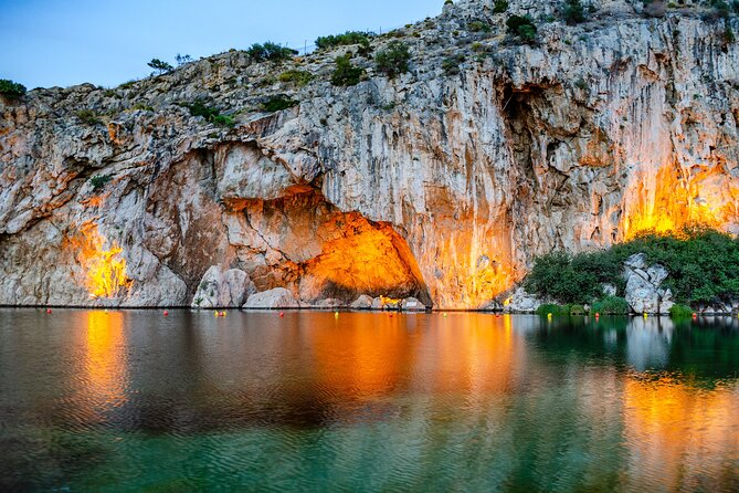 Athens Riviera: Poseidon Temple, Springs & Lake Vouliagmeni Tour - Leaving Athens for the Athenian Riviera