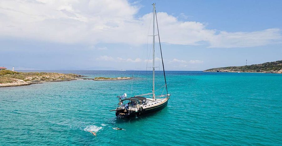 Athens Riviera: Private daily sailing cruise with lunch - Ydrousa Island, the first swimming stop