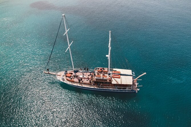 Athens Riviera Sunset Cruise with Snacks and Drinks Included - Snacks, Drinks, and the Evening Mood