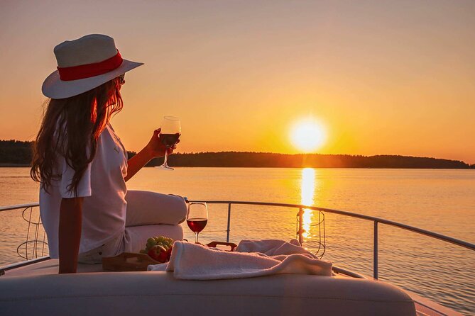 Athens Riviera Sunset Cruise with Snacks and Drinks Included - Who Will Enjoy This Cruise Most?