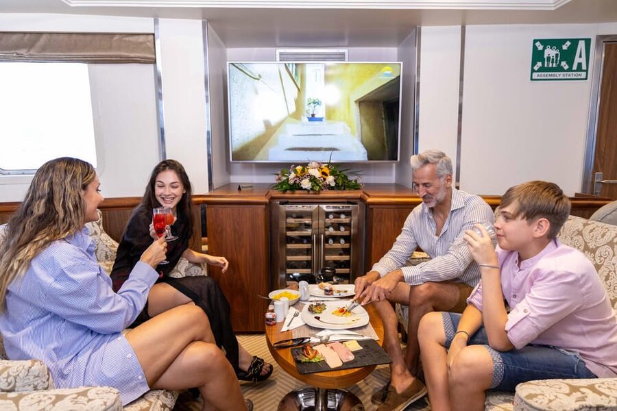 Athens: Saronic Islands Cruise with VIP Area Seating & Lunch - Morning pickup and the long sail to Hydra
