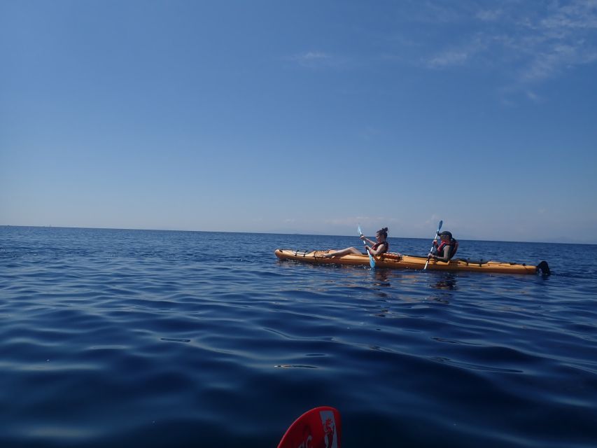 Athens: Sea Kayak Sunset Tour - A gentle 2.5 kilometer paddle