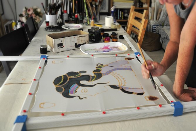 Athens: Small Group Silk Scarf Art Workshop with Greek Themes - Painting a Greek souvenir instead of buying one