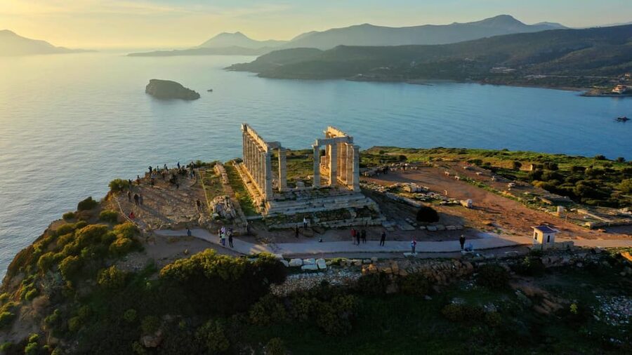 Athens: Sounio Poseidon Temple and Athenian Riviera Day Trip - Sunset over the Aegean