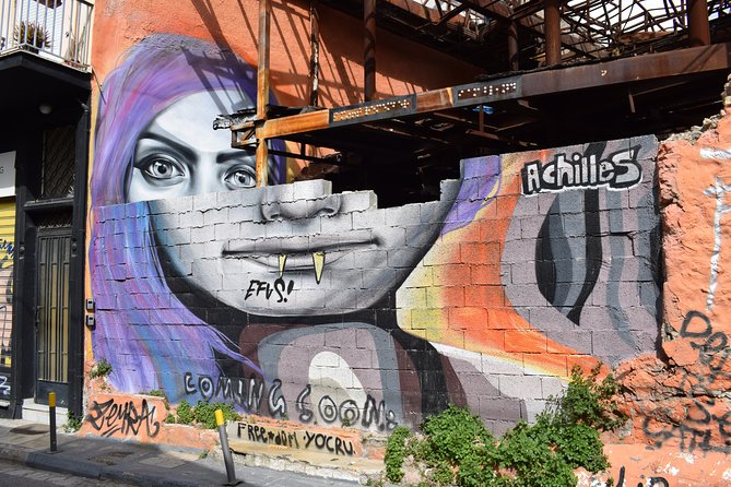 Athens street art tour - Kerameikos: from pottery workshops to public walls