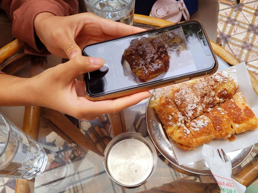 Athens: Street Art Treasure Hunt with Food Stop - Metaxourgeio and the middle stretch