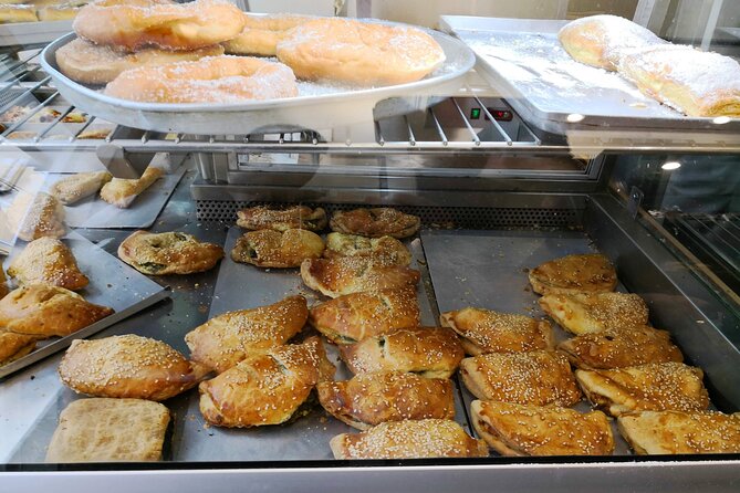 Athens Street Food Tour: Taste the best street food - Walking through Athens instead of watching it through glass