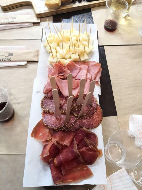 Athens: Tasting workshop and Food Market tour - Greek cheese, cured meats, and Cretan rusks