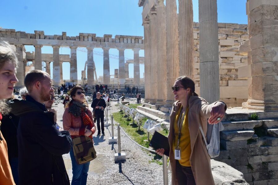 Athens: The Acropolis Guided Walking Tour in German - Should you book this German Acropolis tour?