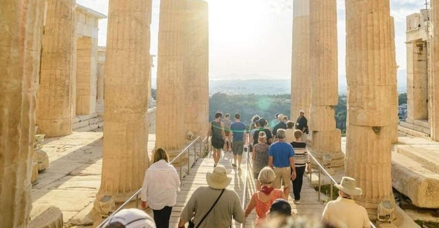 Athens: The Acropolis Walking Group Tour with a French Guide - Key points to know before you climb