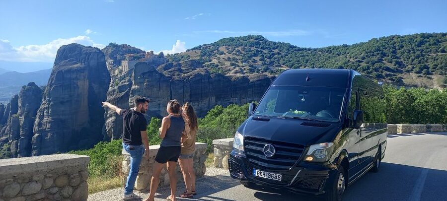 Athens to Meteora, Day Trip with Local Guide,up to 9 people - Starting at St. Larissis and crossing central Greece