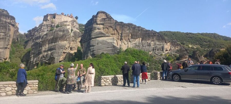 Athens to Meteora, Day Trip with Local Guide,up to 9 people - Should you book the Athens to Meteora day trip?