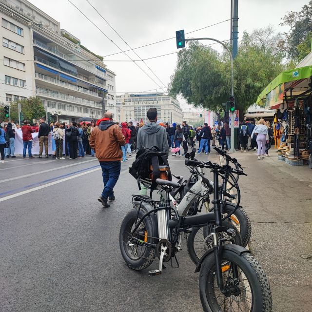 Athens tour with electric bicycle - Ancient Athens at the Temple of Olympian Zeus