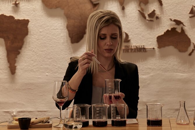 Athens: Wine Workshop Create your Own Wine under the Acropolis - What the two-hour format does well