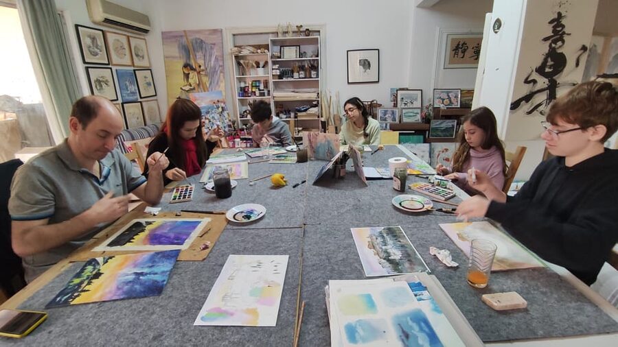 Athens: workshop for painting landscape with local artist - Inside Ioanna Art Studio Near the Acropolis