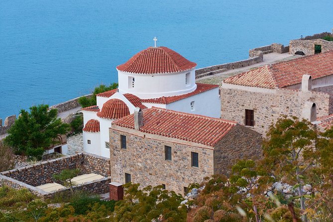 Best of Greece: 7-Day Tour to Real Greece of the Peloponnese, Delphi and Meteora - Day five: the Cave of the Lakes and the Odontotos railway