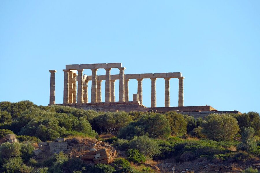 Cape Sounion: Self-Guided Highlights Audio Tour - Exploring the temple city