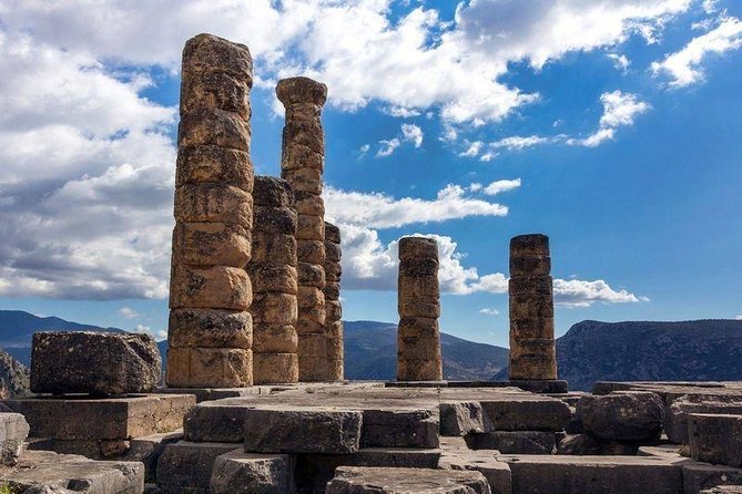 Classical Tour of Greece Four Days from Athens - The bus, group size, and daily pace