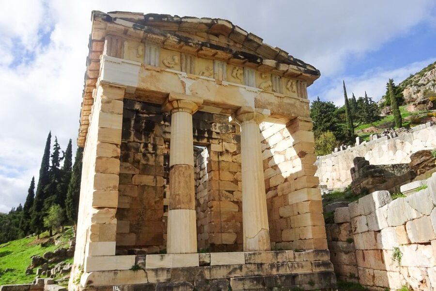 Delphi 2 Day Tour from Athens with Overnight in 4 Star Hotel - Checking into the 4-star hotel in Delphi