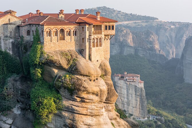 Delphi and Meteora, 2-Days Private Tour - Four monasteries, with at least two guided