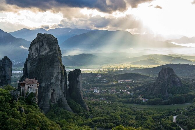 Delphi and Meteora Private Day Trip from Athens including Dinner - The big tradeoff: two great sites, one very long day