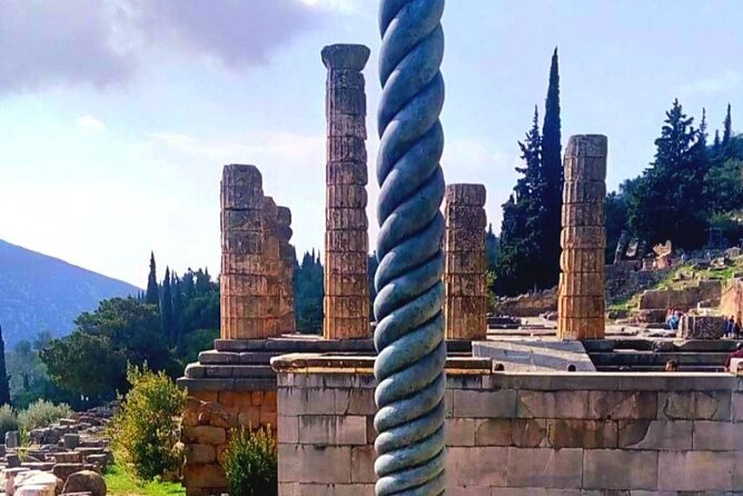 Delphi Arachova & Monast. Hosios Loukas from Athens Private Tour - Key points to know before booking