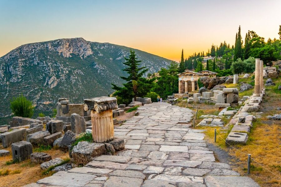 Delphi: Archaeological Site & Museum Ticket with Audio Tour - Should you book this Delphi audio tour?