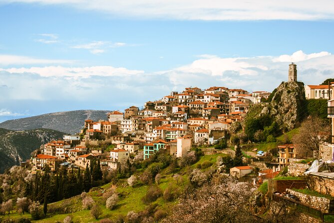Delphi full day V.R audio guided tour with entry ticket - Lunch and free time in Delphi village